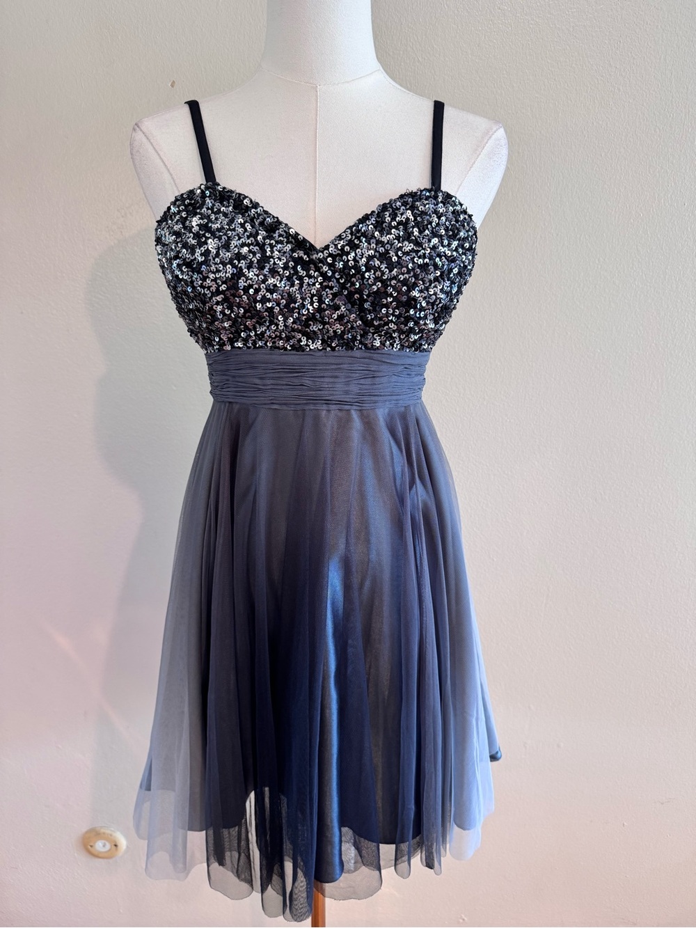 Vintage Y2K Scala Sequin Tulle Cocktail Dress Gray Black Sz 6 XS